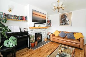 Living Room- click for photo gallery